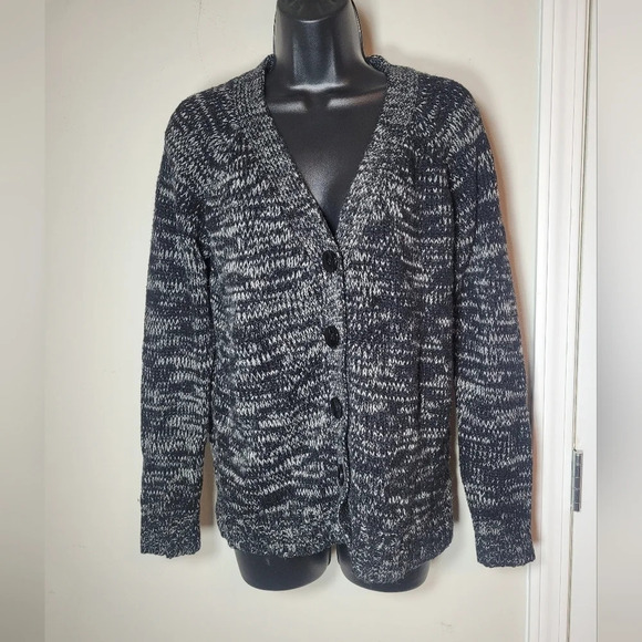Forever 21 Knit Button Front Cardigan sz M - Picture 1 of 7